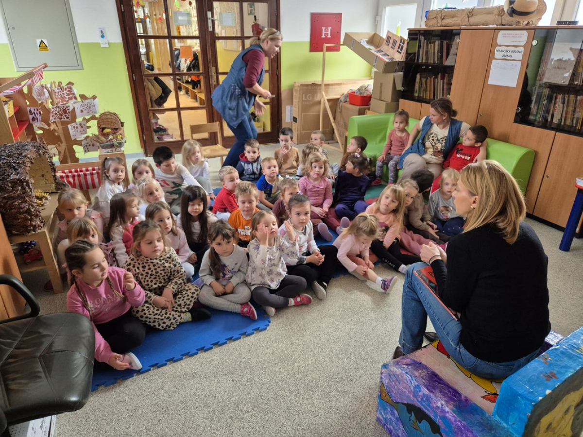 &#039;&#039;TETA PRIČALICA&#039;&#039; U &#039;&#039;LAVIĆIMA&#039;&#039; I &#039;&#039;ZMAJIĆIMA&#039;&#039;