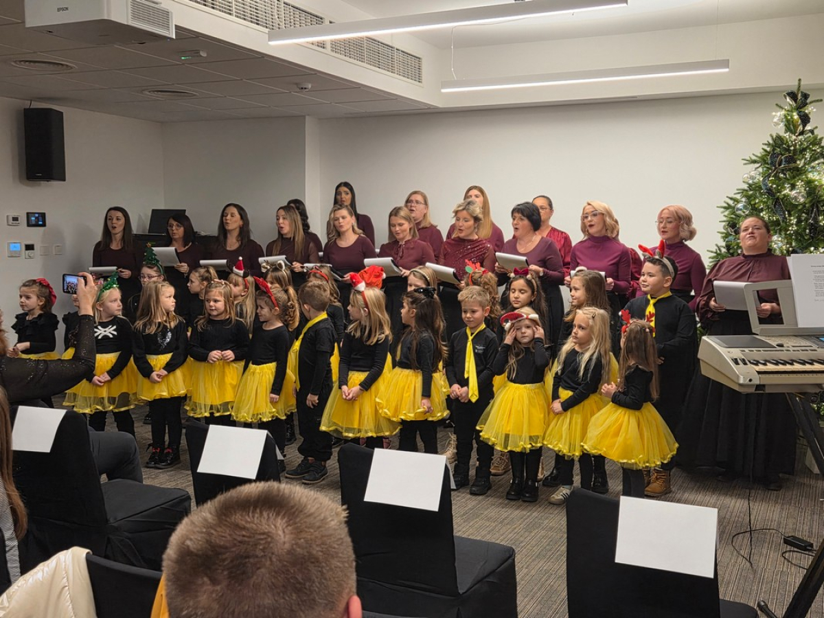 BOŽIĆNI KONCERT NAŠIH ZBOROVA