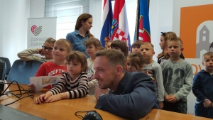 JAVLJANJE U SLOVENIJU IZ GRADSKE VIJEĆNICE